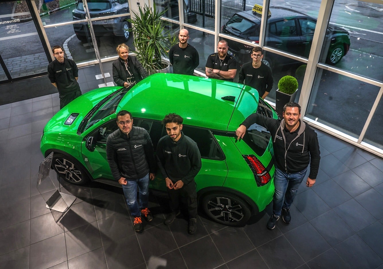 E27EF59C-B847-4450-BC4B-C816341909FD